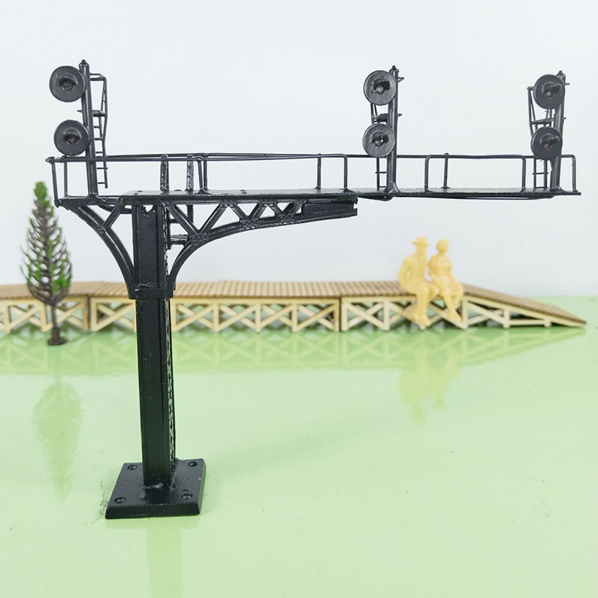 1 x HO scale block searchlight cantilever signal bridge 3-colors metal #S222WL